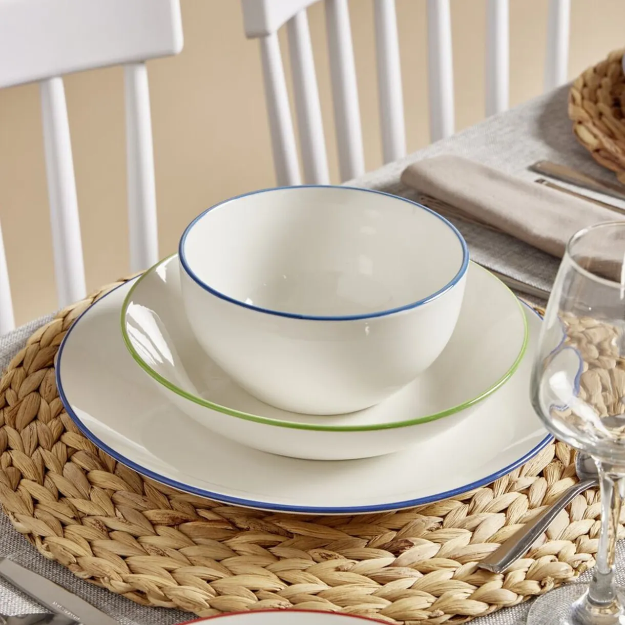 Assiette creuse porcelaine blanc liseré vert Ø20cm < Gifi Clearance