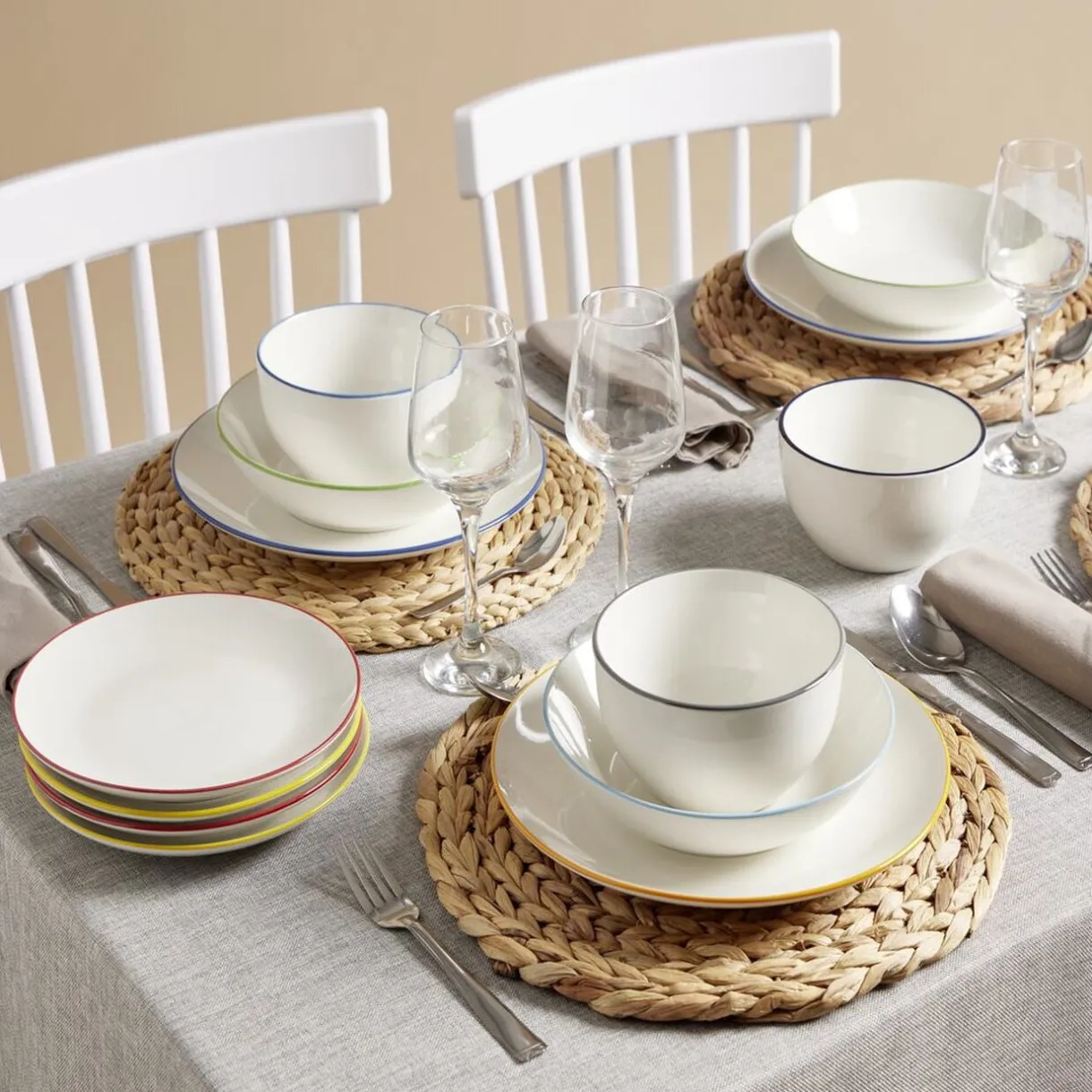 Assiette dessert porcelaine blanc liseré jaune Ø20cm < Gifi Outlet