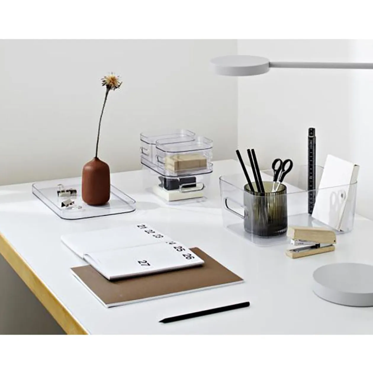 Boîte de rangement en plastique transparent SmartStore Compact Clear M