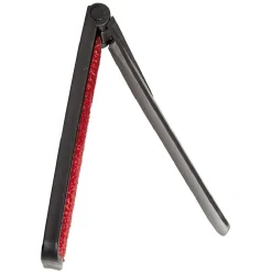 Brosse textile 2en1 chausse pied noir et rouge