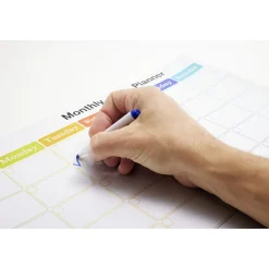Calendrier mensuel magnétique et 7 accessoires 42x30cm < Gifi
