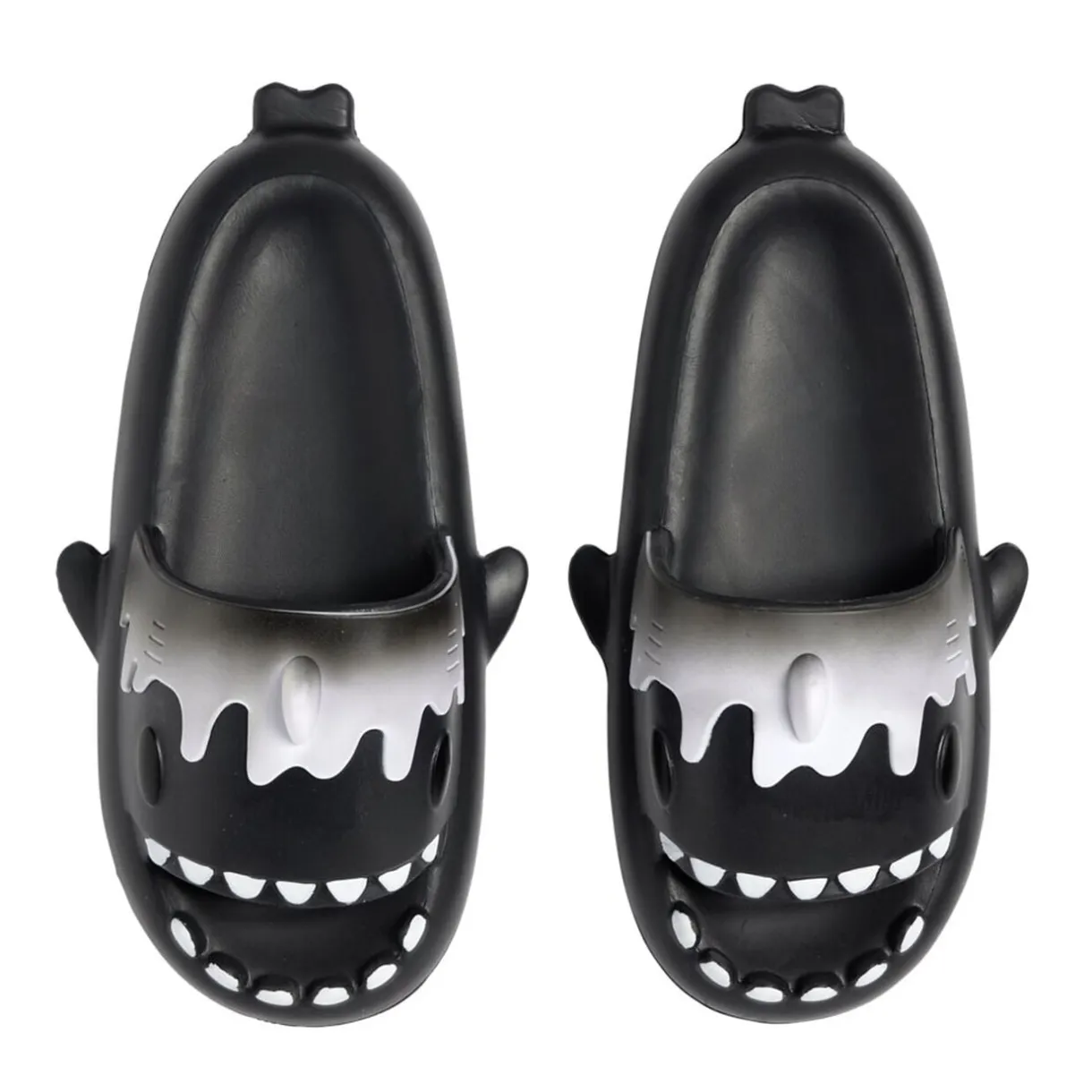 Chaussons requin plastique noir unisex T36 à 45 < Gifi Hot