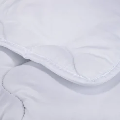 Couette 2 personnes légère blanc 220x240cm