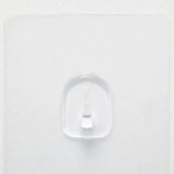 Crochet en plastique transparent