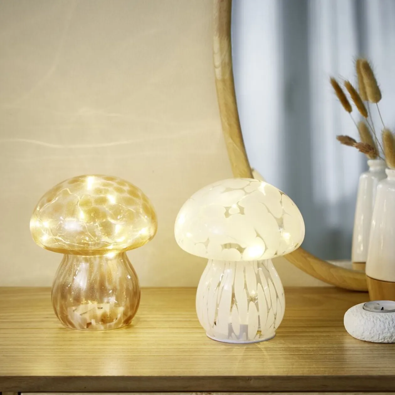 Décoration à poser champignon à LED en verre blanc Ø13xH15cm