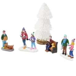 Décor village de Noël x3 figurines et sapin < Gifi
