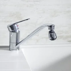 Embout de robinet brise-jet