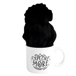 Ensemble mug 450ml faïence avec bonnet à pompon noir < Gifi Online