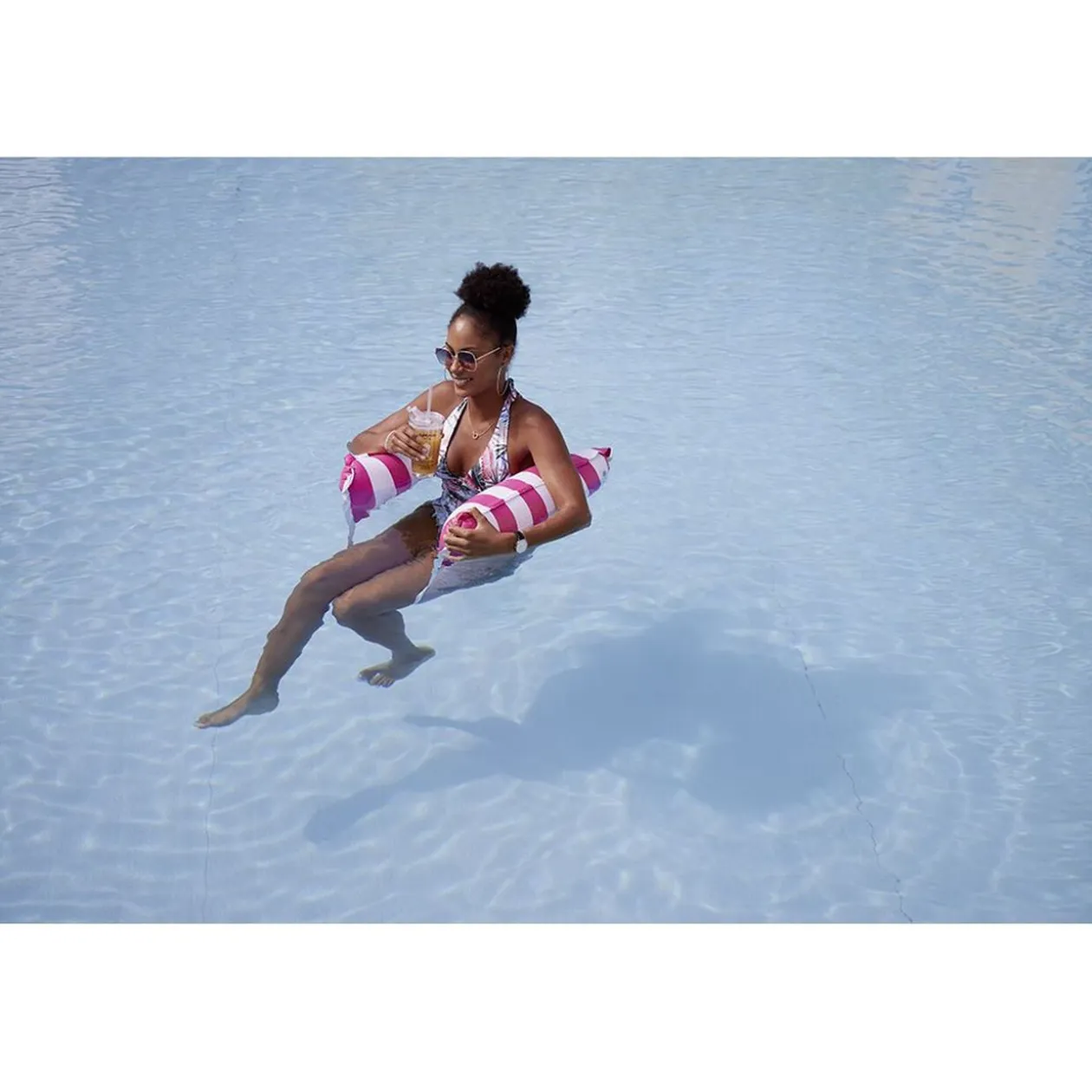 Fauteuil de piscine hamac gonflable rayé (2 modèles)