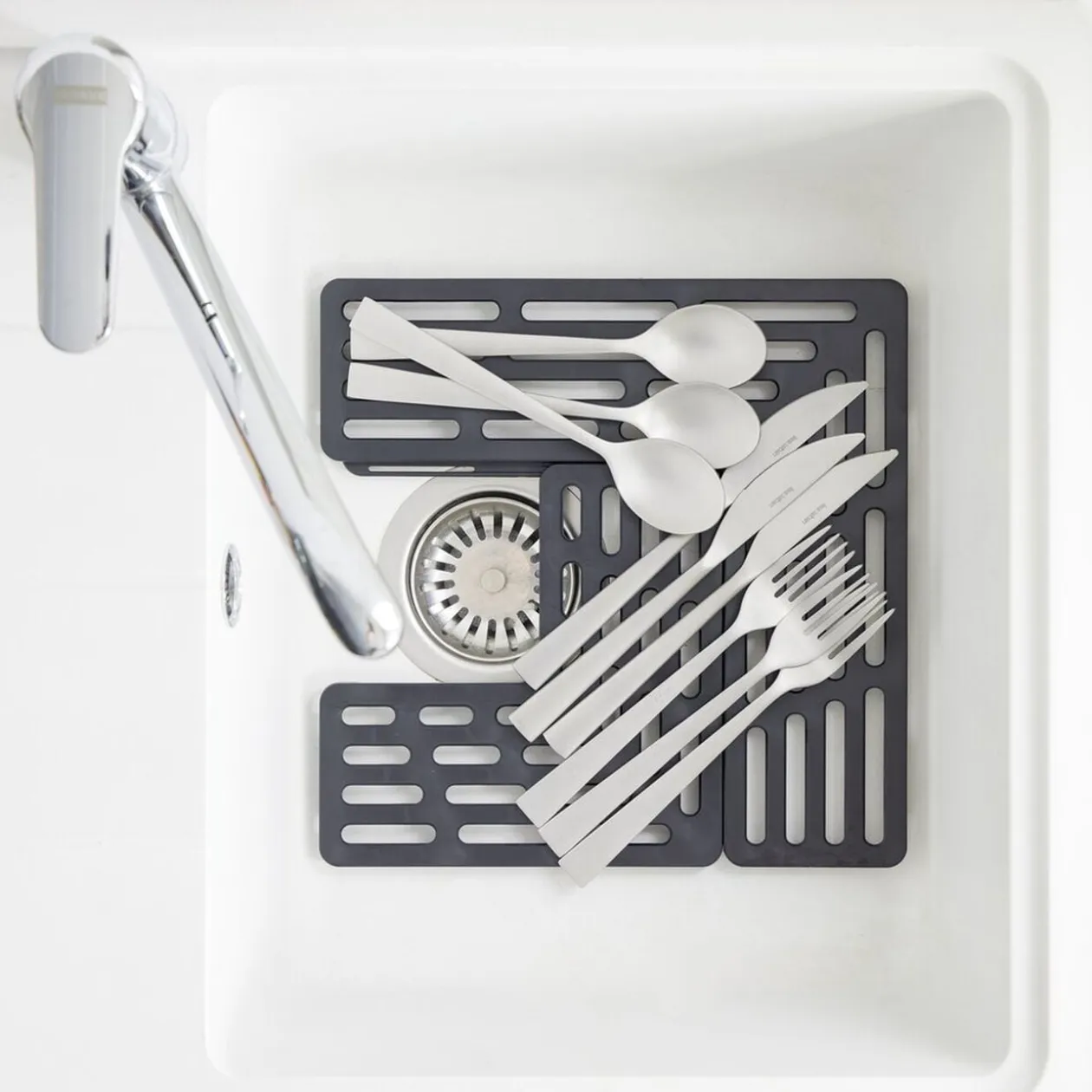 Égouttoir pour fond d'évier multifonction silicone gris 28,5x28,5xH5cm