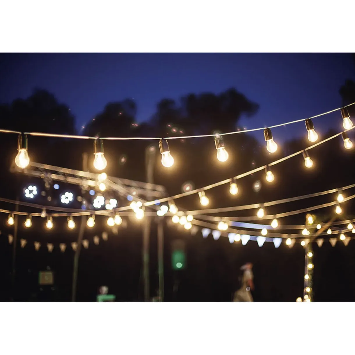 Guirlande guinguette 50 LED 10 boules blanches 6m < Gifi Sale