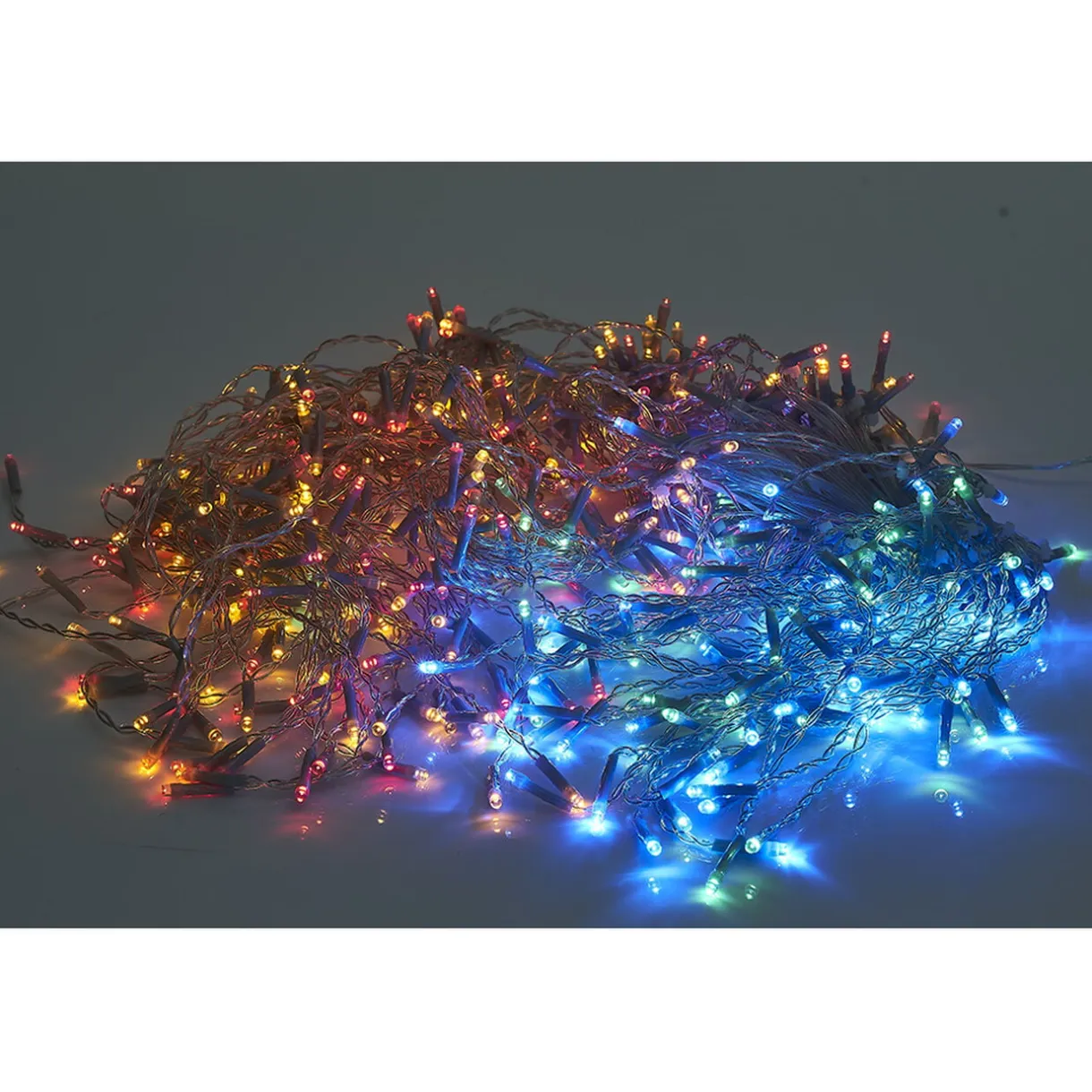 Guirlande solaire bordure de toit 400 LED multicolore clignotant 14,8m < Gifi Outlet