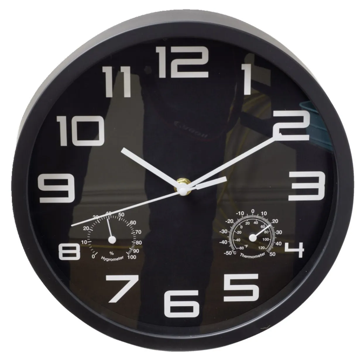 Horloge murale ronde plastique noir et blanc Ø25cm (2 modèles) < Gifi Hot