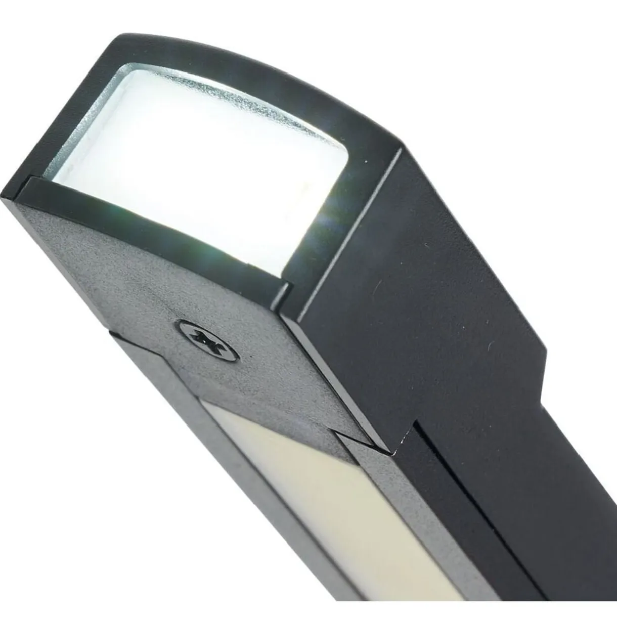 Lampe de travail magnétique rechargeable 600lms < Gifi New