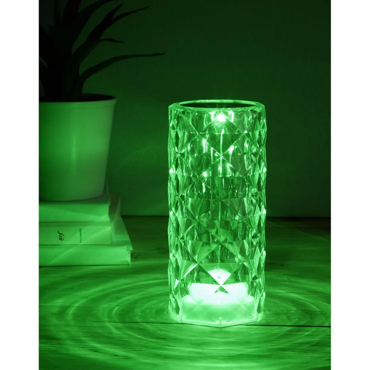 Lampe LED RGB tactile design cristal avec télécommande Ø7,5xH15,5cm < Gifi Sale
