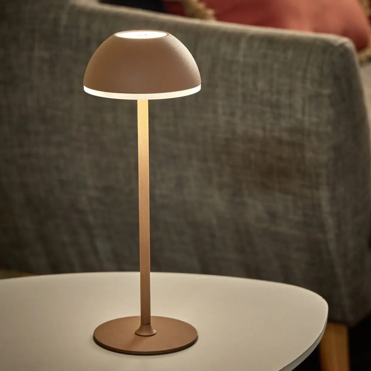 Lampe à poser sans fil tactile et rechargeable USB 3 nuances H37cm Brun < Gifi