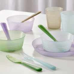 Lot de 4 gobelets pour enfant Ø7,7xH.8,5cm plastique coloré