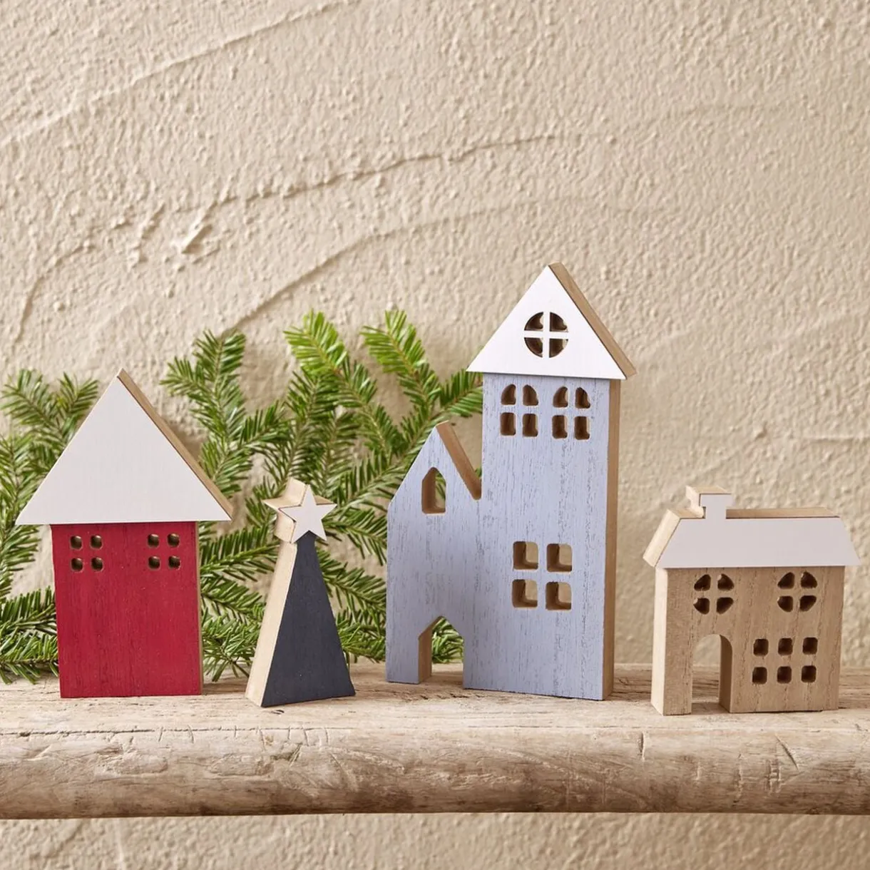 Maisonnette chalet village de noël en bois 4 pièces < Gifi Hot