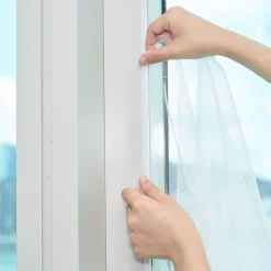 Moustiquaire agrippante pour fenêtre polyester blanc 125x160cm
