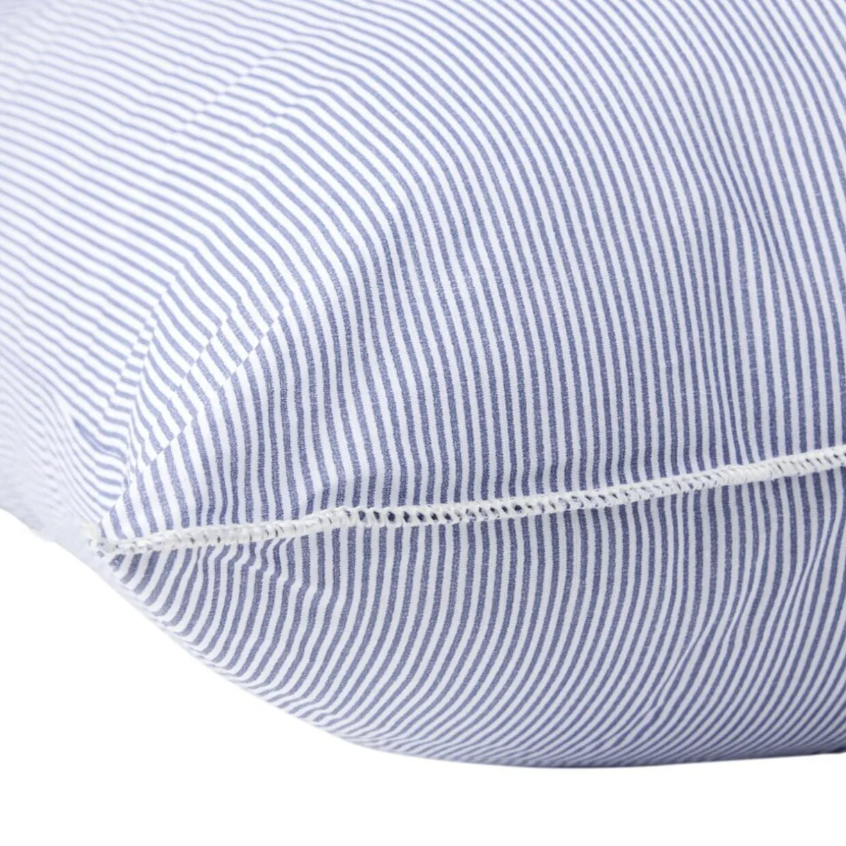 Oreiller carré traditionnel Le Bélier du Nord coton rayures bleu et blanc 60x60cm < Gifi Best