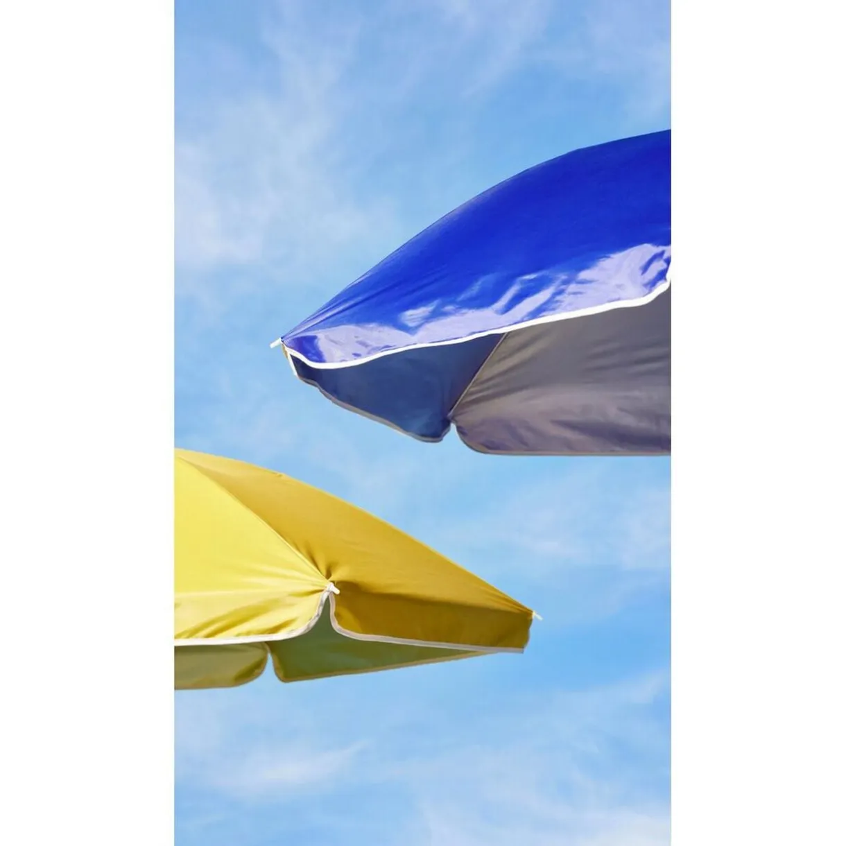 Parasol de plage UPF 50+ toile colorée Ø140xH175cm (2 modèles bleu ou jaune) < Gifi Best