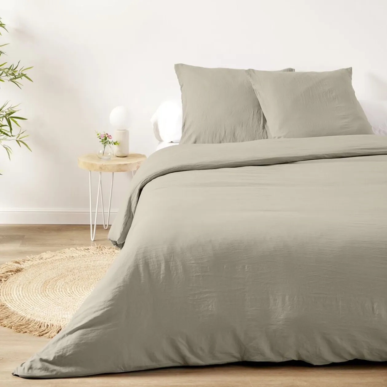 Parure de lit 2 personnes 240x220cm microlavée unie (3 modèles)
