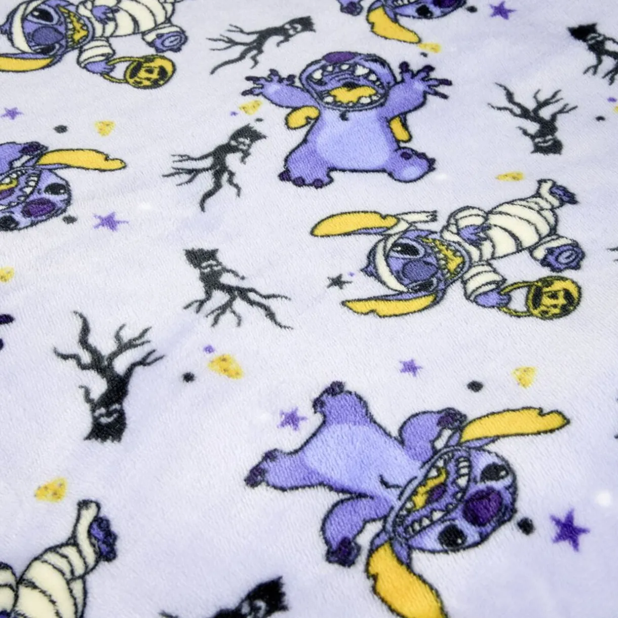 Plaid sherpa Halloween Disney Stitch polyester bleu 120x150cm < Gifi Best