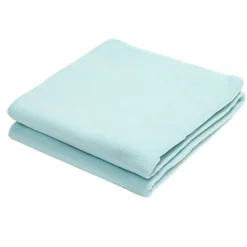 Plaid 130x160cm 100% polyester couleur unie (4 modèles)