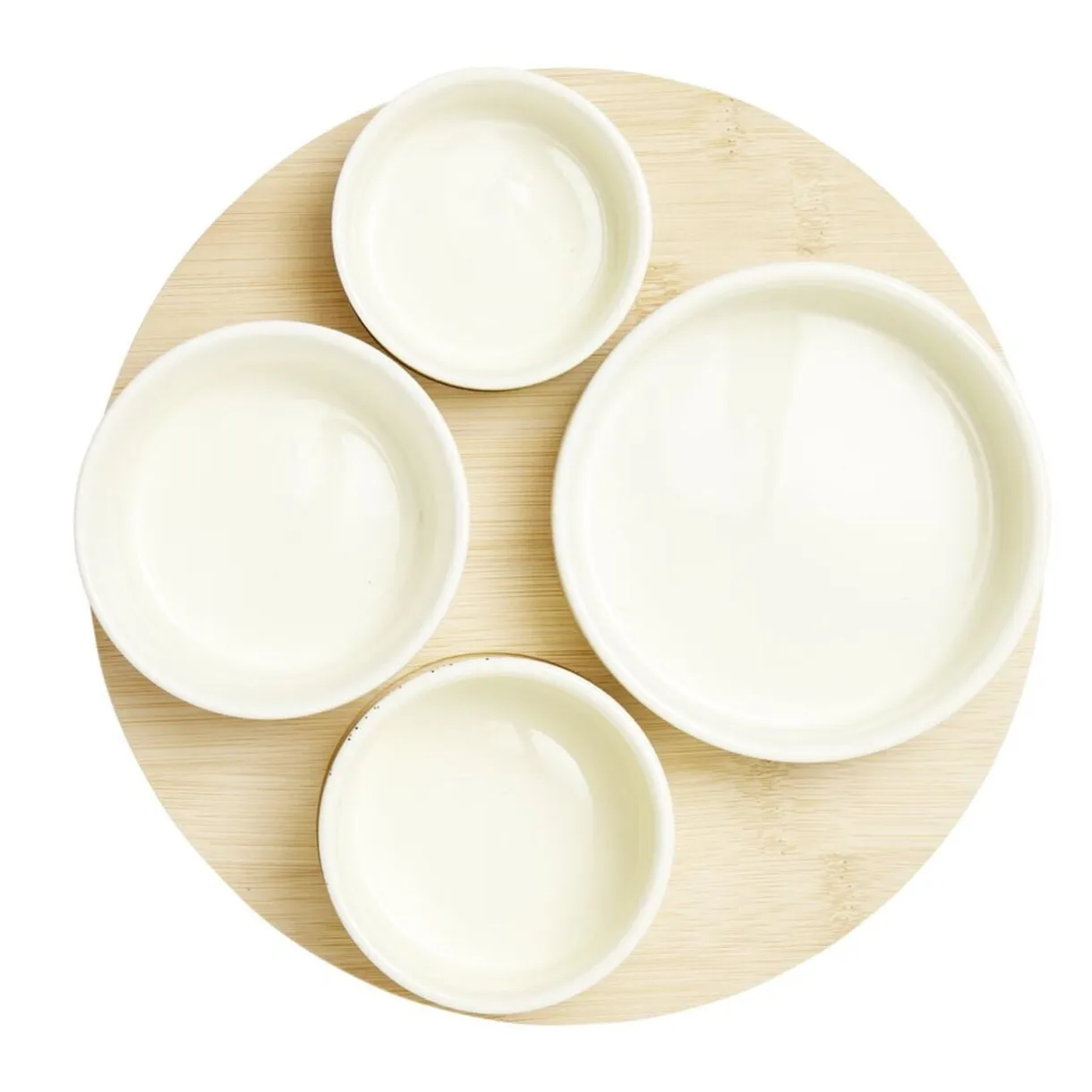Plateau apéritif rond en bambou Ø22xH5,6cm avec 4 coupelles < Gifi Hot