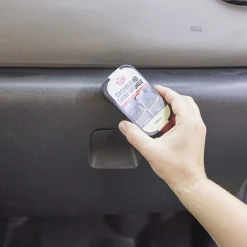 Éponge lustrante pour voiture parfumée (2 modèles) < Gifi