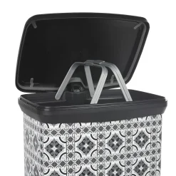 Poubelle à pédale motif carreau de ciment gris et blanc 50 L < Gifi New