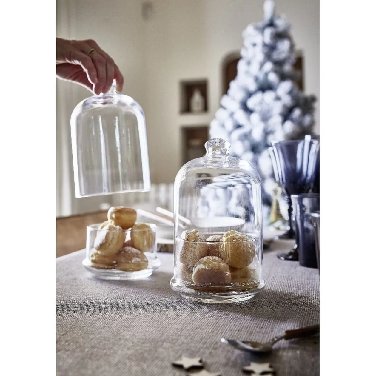 Présentoir pâtisserie sous cloche verre transparent
