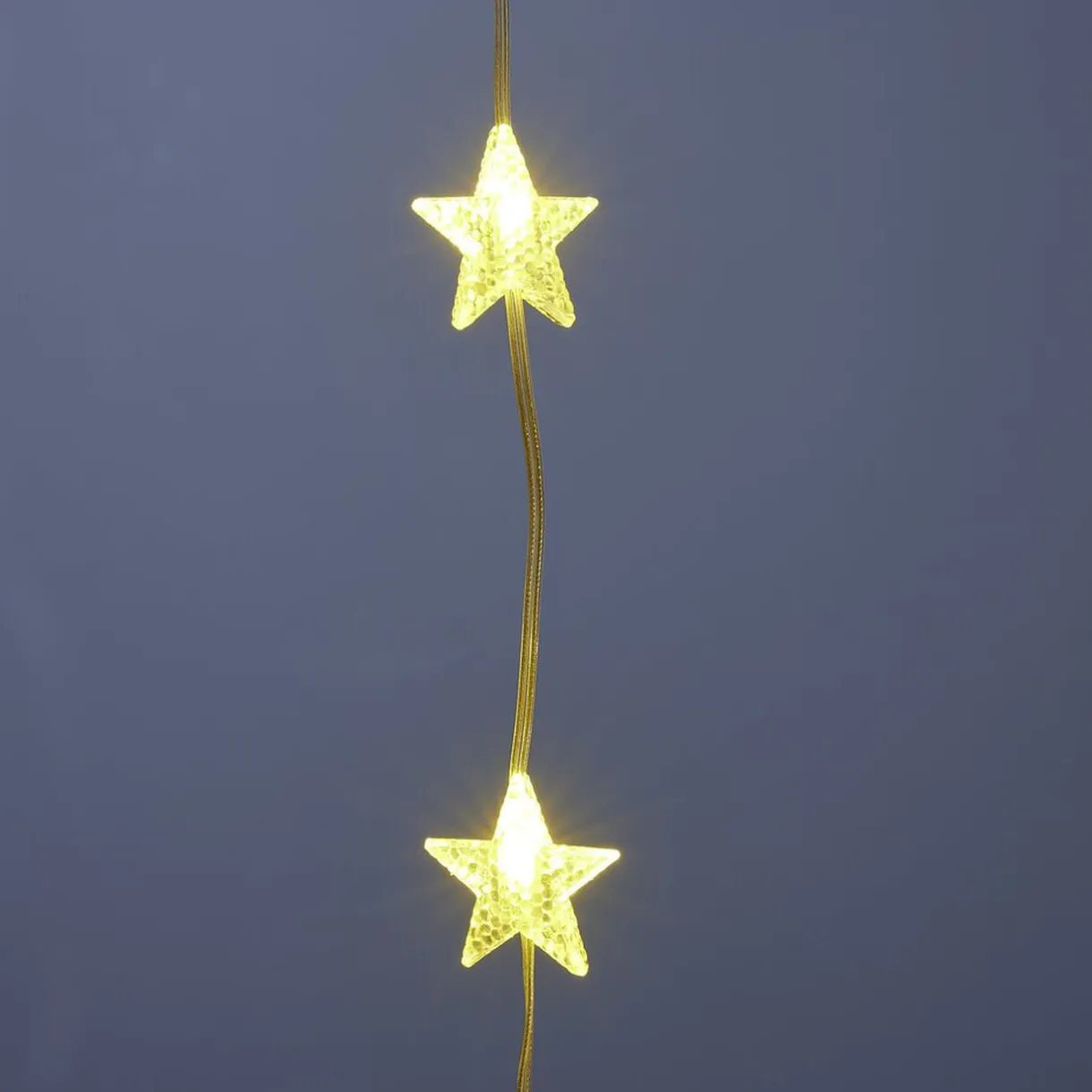Rideau de fenêtre Noël lumineux 54LED pluie d'étoiles L200cm < Gifi New