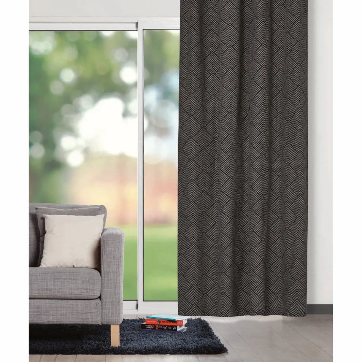 Rideau à oeillets jacquard motif géométrique noir et blanc < Gifi Discount