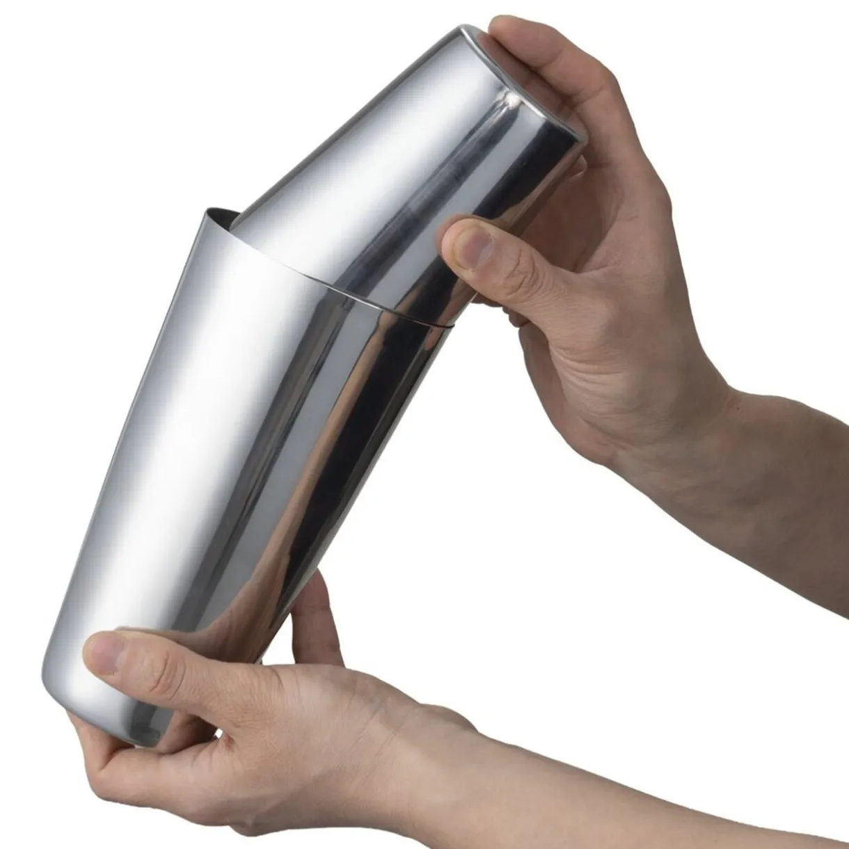 Shaker à cocktail 2 gobelets acier gris Ø10xH18cm < Gifi Online