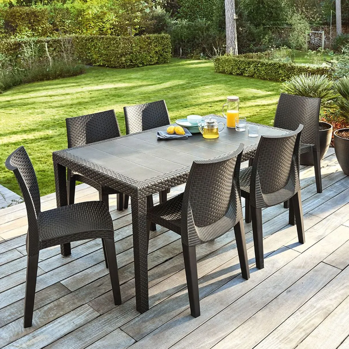 Table de jardin rectangulaire 6 personnes imitation résine gris < Gifi Outlet