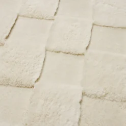 Tapis rectangulaire texturé polyester beige 120x170cm (2 modèles) < Gifi Best