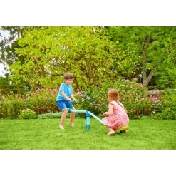 Trébuchet enfant balançoire horizontale tape-fesses bleu et vert 171x55xH62cm < Gifi Discount