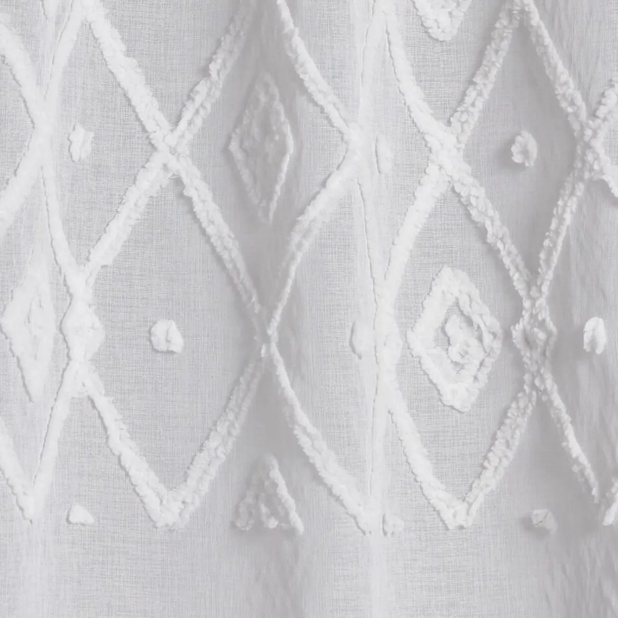 Voilage en polyester tufté blanc 140x240cm < Gifi Sale